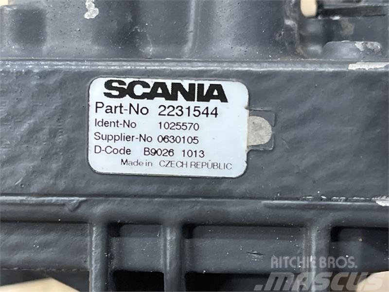 Scania SCANIA ELECTRIC THROTTLE 2231544 Silniki