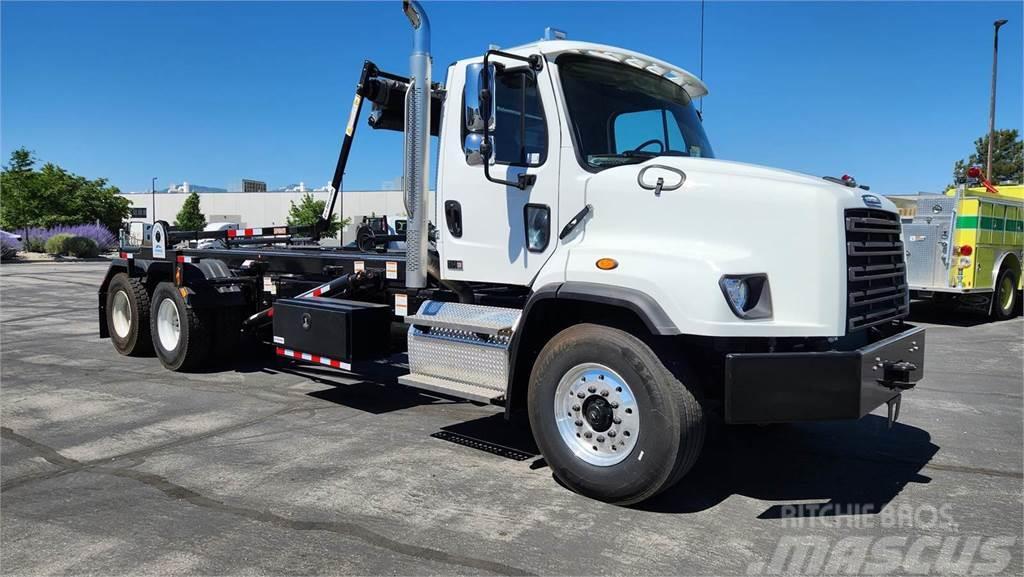 Freightliner 114SD Cysterna
