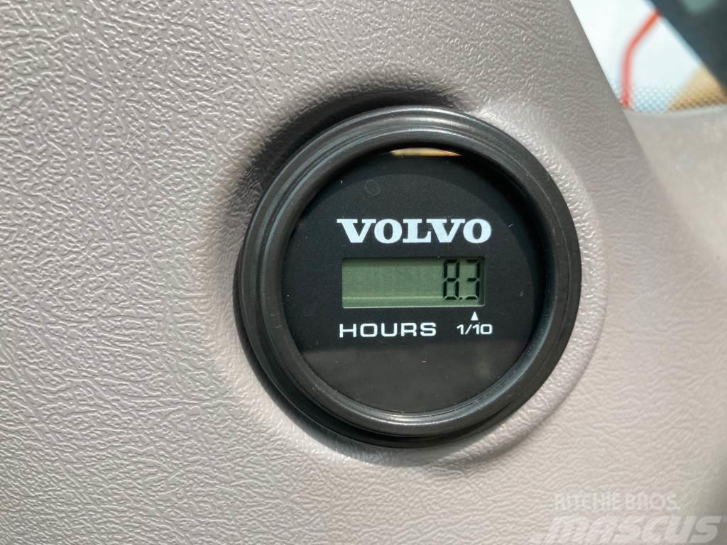 Volvo EC180EL + 700MM TELAT + PYÖRITYS JA ERILLINEN VASA Koparki gąsienicowe