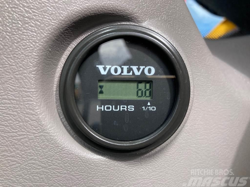 Volvo EC300EL + 700MM TELAT + RASVARI + PROBO-OHJATTU LU Koparki gąsienicowe