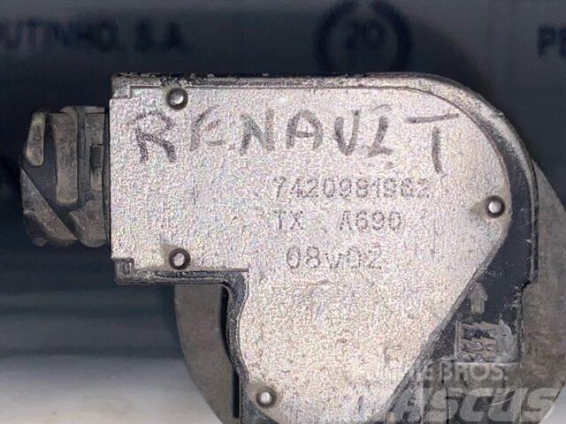 Renault Magnum / Premium Osprzęt samochodowy