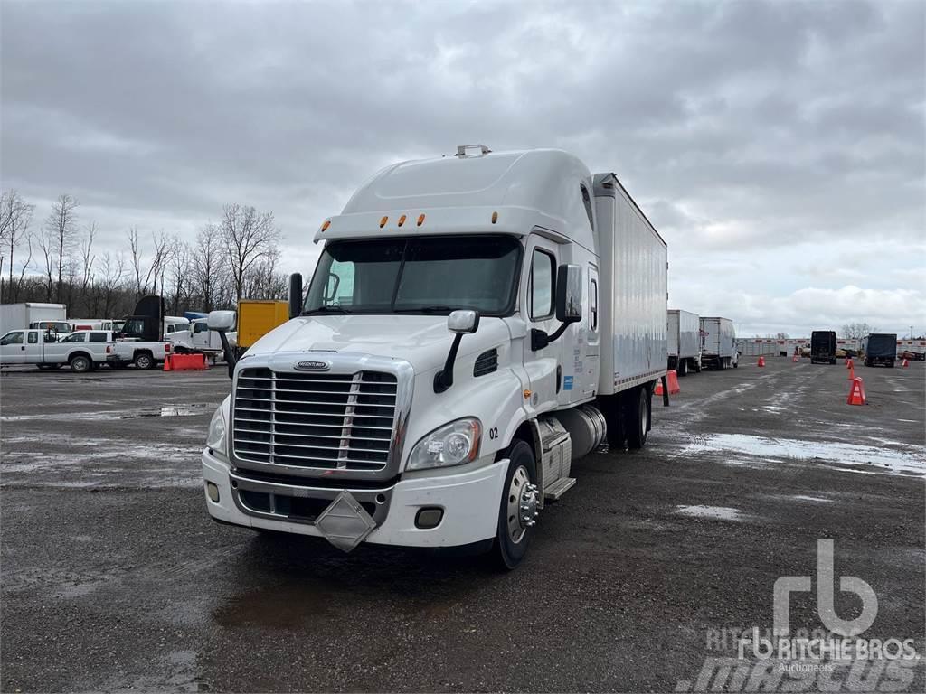 Freightliner CASCADIA 113 Busy / Vany