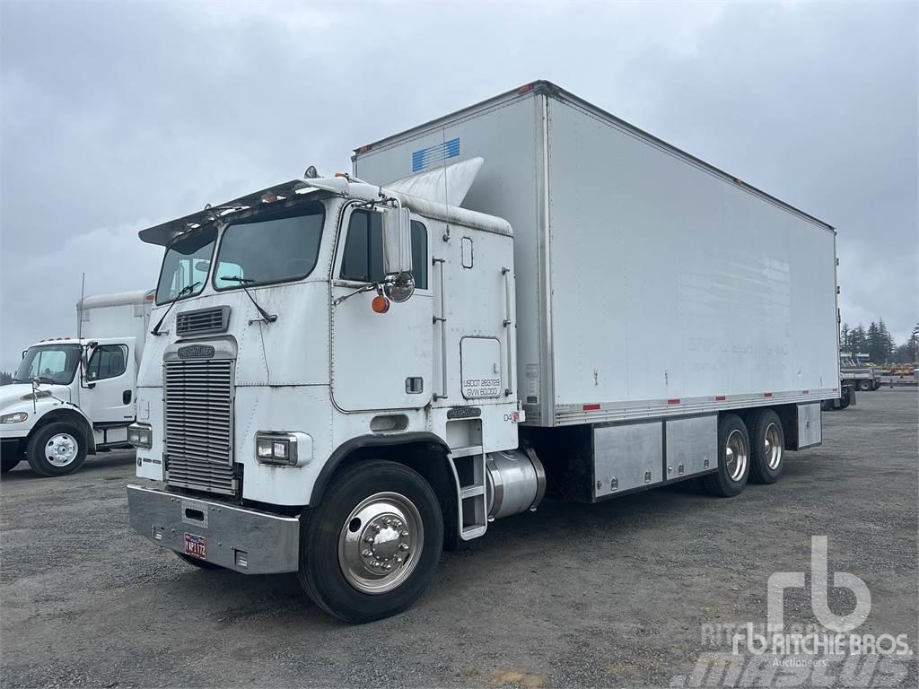 Freightliner FL112 Busy / Vany