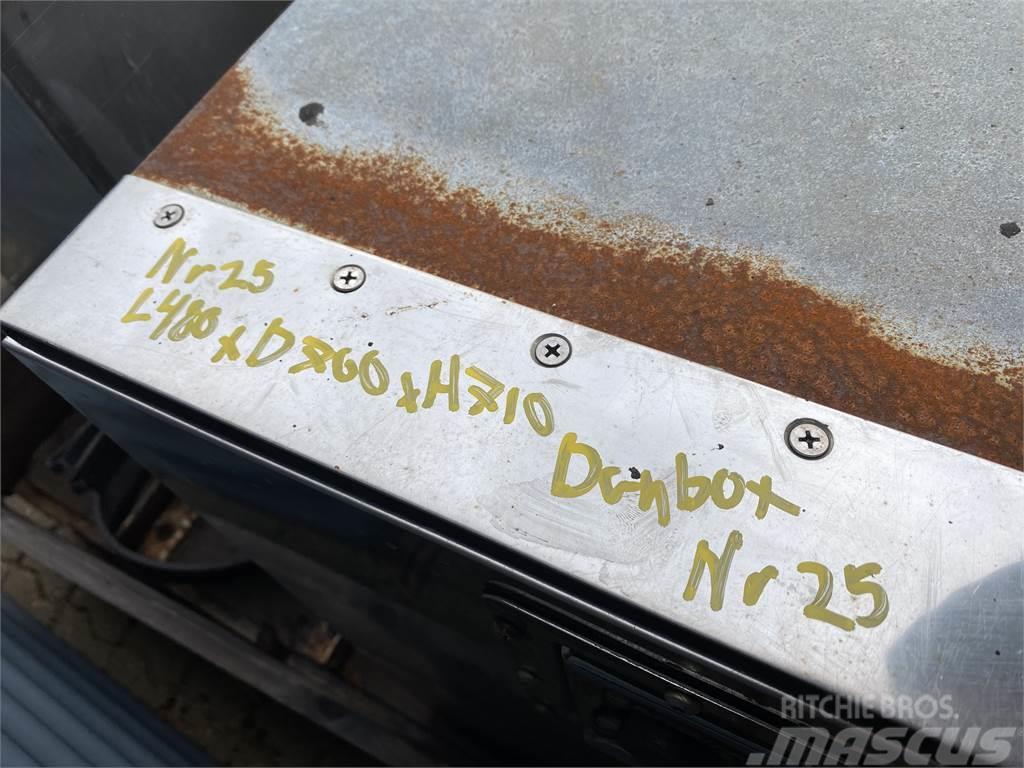  Danbox L480 x H710 x D700 mm Osprzęt samochodowy