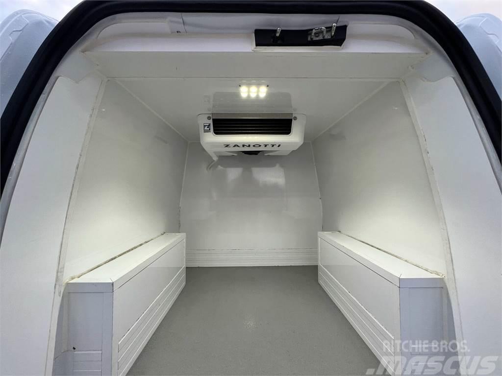 Ford Transit Courier Cooler Zanotti One Owner Samochody chłodnie