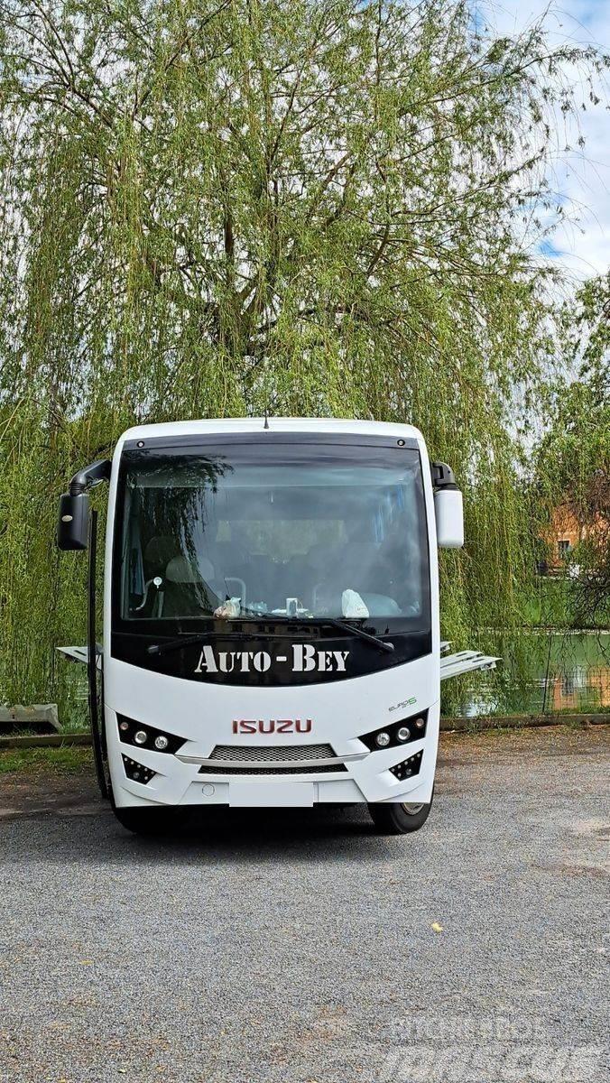 Isuzu Novo Ultra Bus Autobusy międzymiastowe