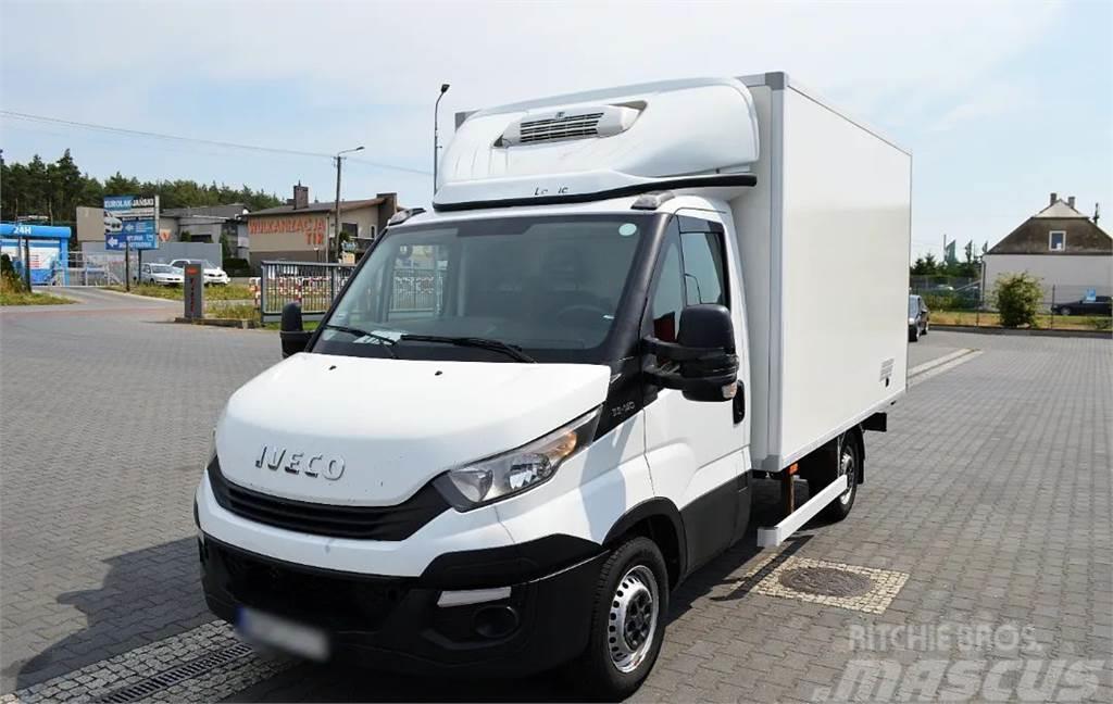 Iveco Daily 35S14 Refrigerated container ThermoKing Izot Samochody chłodnie