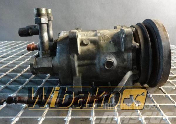 CAT Air conditioning compressor Caterpillar 320 Other components