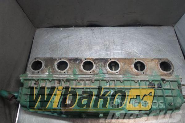 Volvo Intercooler Volvo TD122KHE 424802 Other components