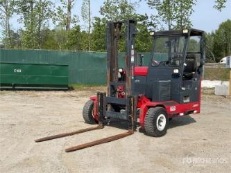 Moffett LR70 7000 lb 3x3 Truck Mounted Forklift (Inoperabl