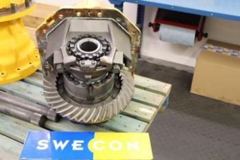 Mecalac 12MX Centrumväxel fram