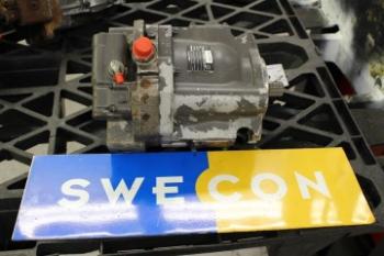 Mecalac 12MX Hydraulpump