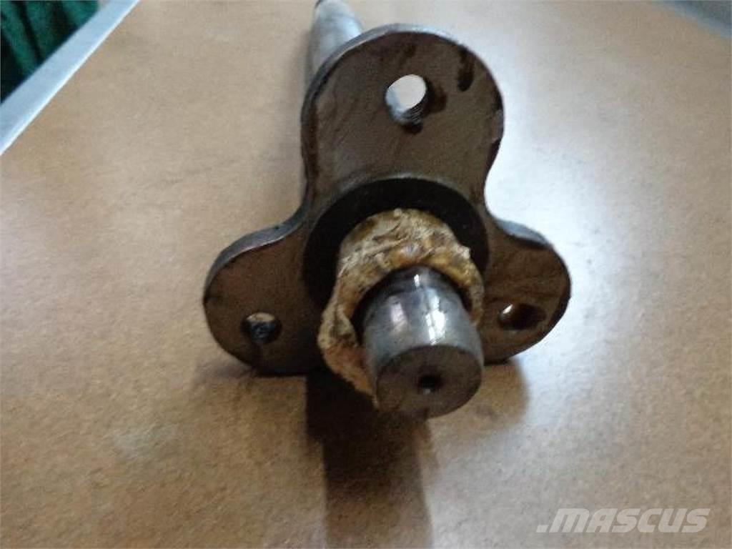 CLAAS Antriebswelle zum Mercator mit Perkins-Motor Maszyny rolnicze - Inne