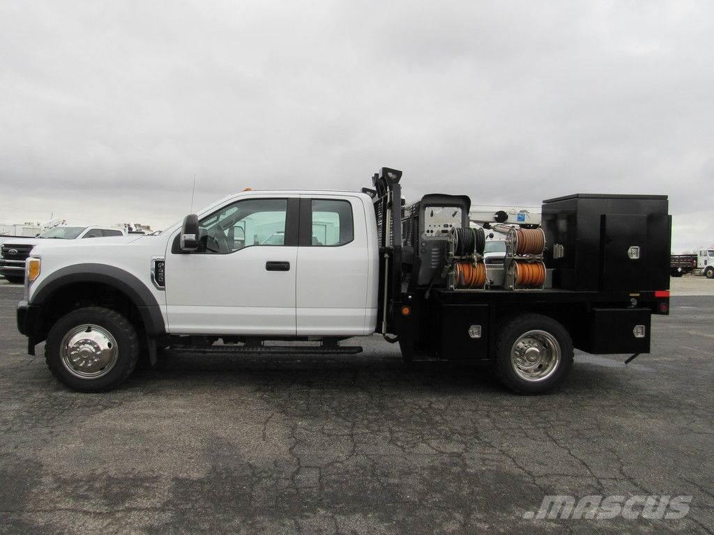 Ford Super Duty F-450 Ciężarówki typu Platforma / Skrzynia