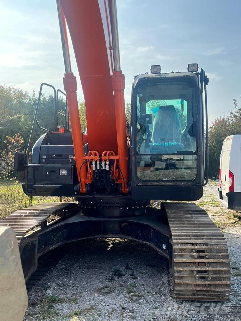 Hitachi ZX 250 LC N-6 Koparki gąsienicowe