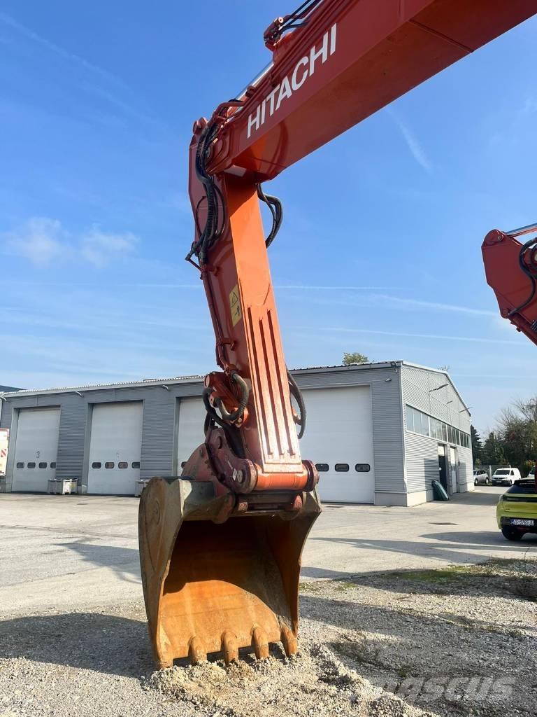 Hitachi ZX 250 LC N-6 Koparki gąsienicowe