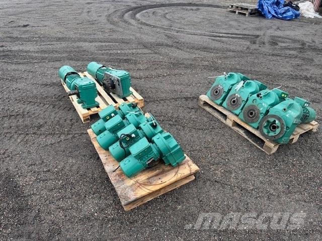 Leroy Somer PRZEKŁADNIA Z SILNIKIEM Przenośniki taśmowe