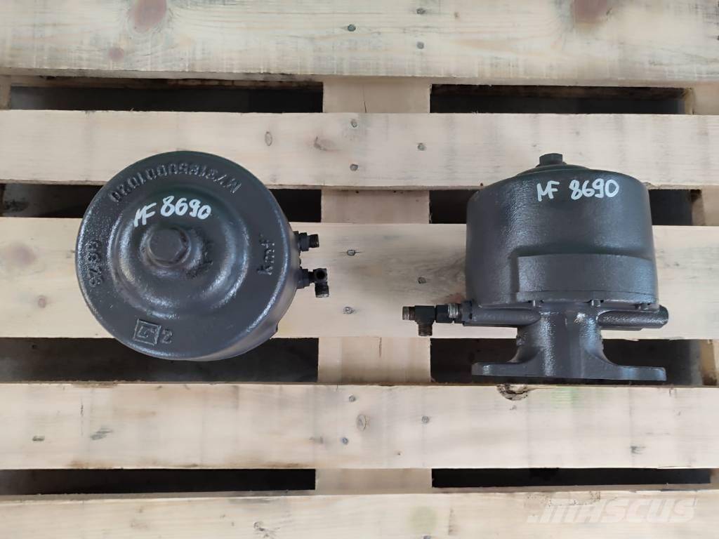 Massey Ferguson 8690 Rear disc brake actuator M731850001010 Hamulce