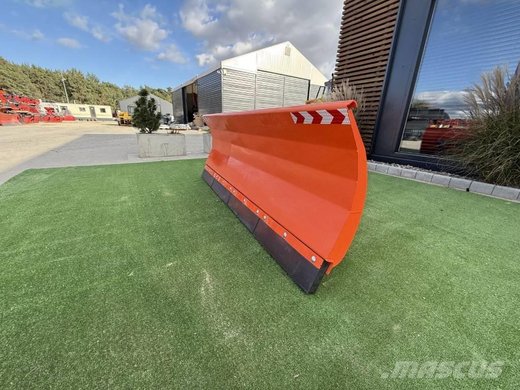 Masz-Ciąg Schneepflug, Snow plough, Chasse-neige 1 Lemiesze i pługi śnieżne