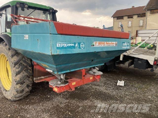 Sulky DPX 2004 Opryskiwacze do nawozów sztucznych