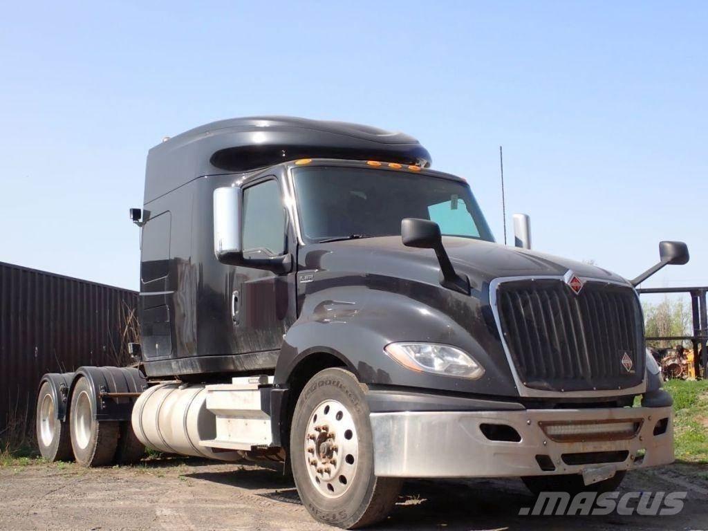 International LT625 Ciągniki siodłowe