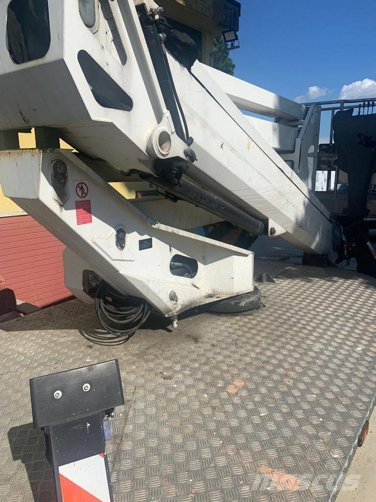 Oil & Steel Snake 20.10 Podnośniki koszowe