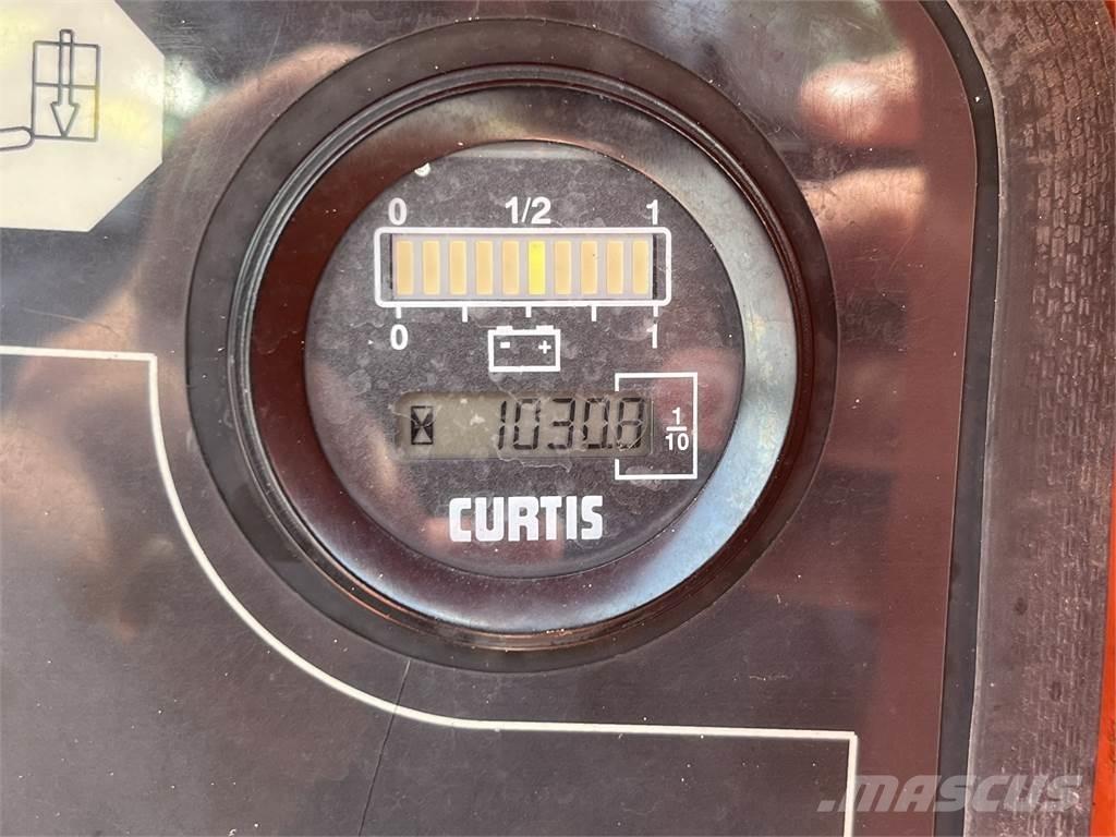 JLG E600JP Inne maszyny do podnoszenia