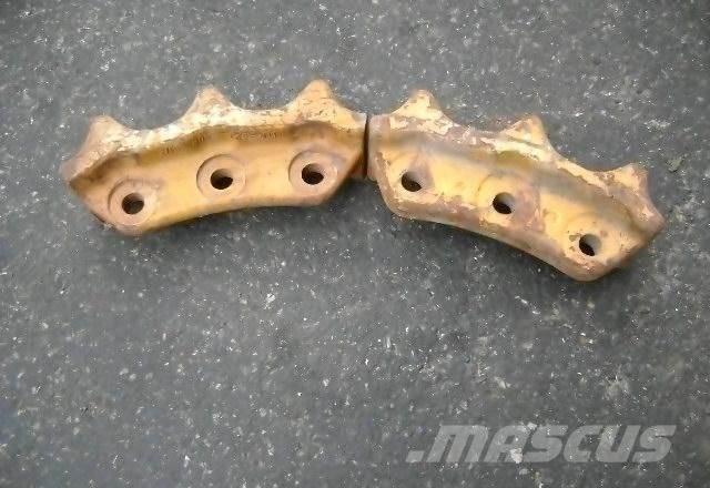 Komatsu D65 Spycharki gąsienicowe