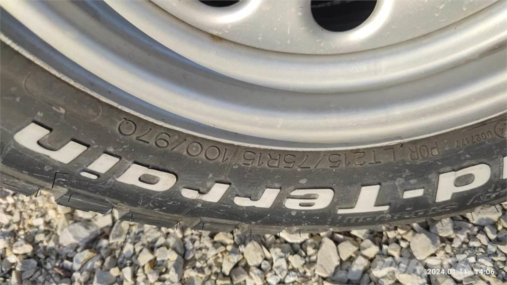 Suzuki SJ Samurai 4x4 Inne