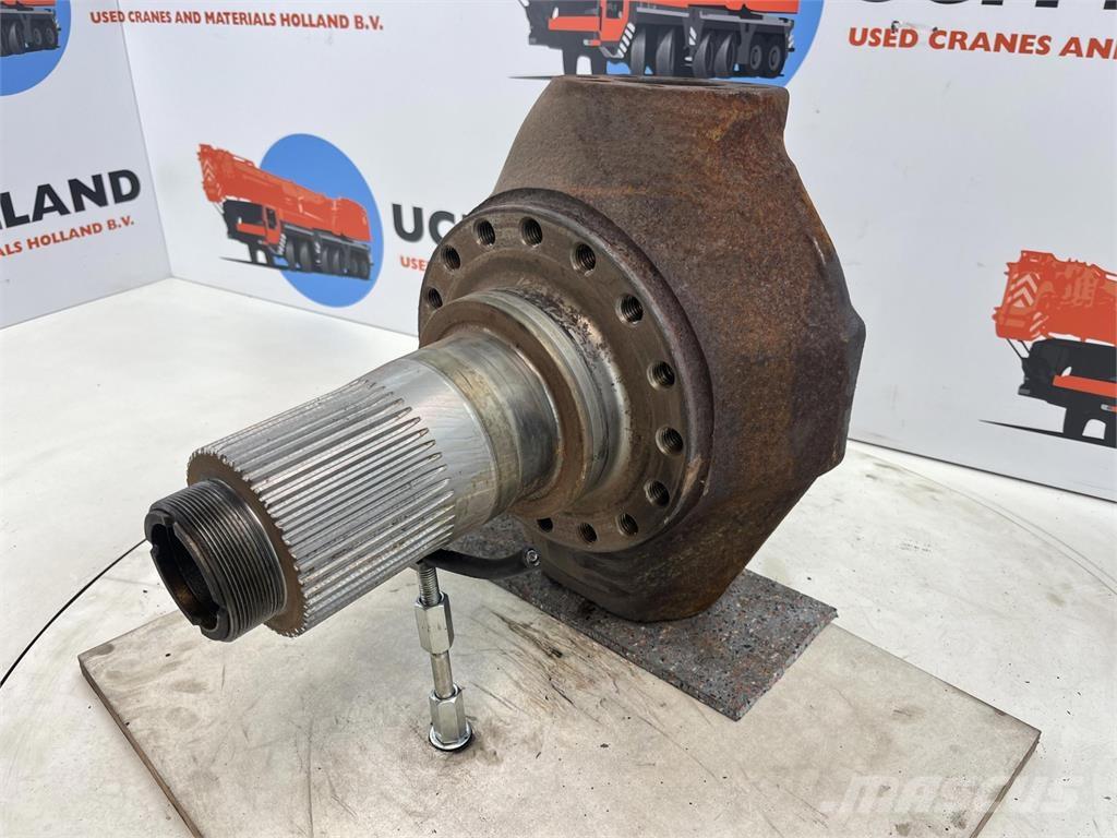 PPM ATT 600 Steering knuckle 16 holes axle 2 Mosty, wały i osie