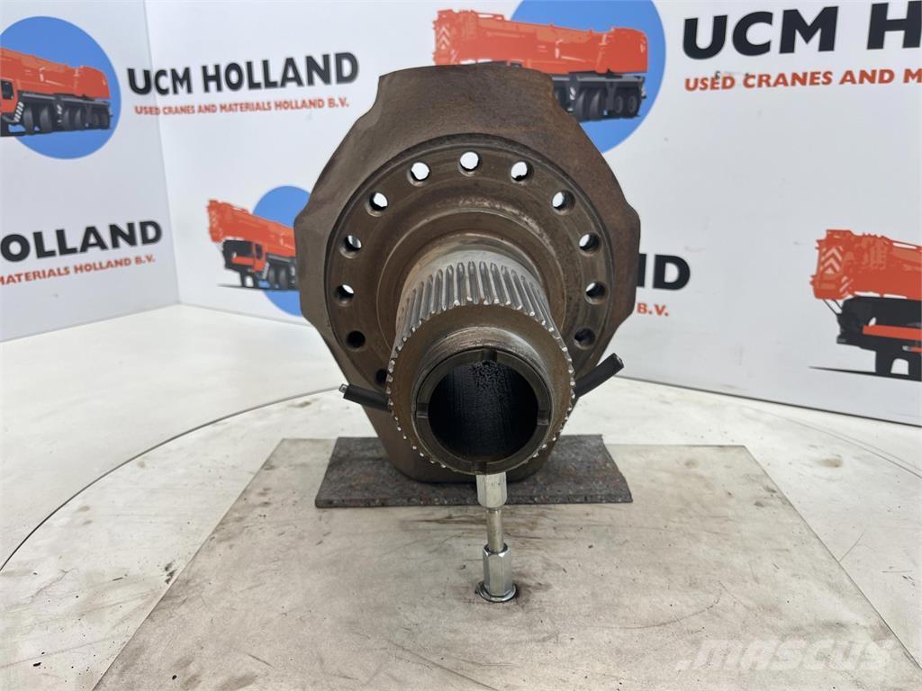 PPM ATT 600 Steering knuckle 16 holes axle 2 Mosty, wały i osie