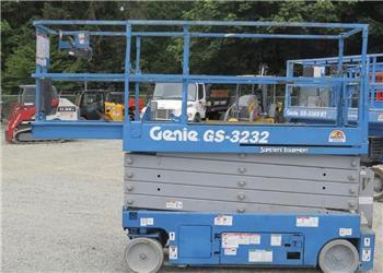 Genie GS-3232 Scissor Lift