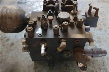  Hydraulic Directional Control Valve Bank