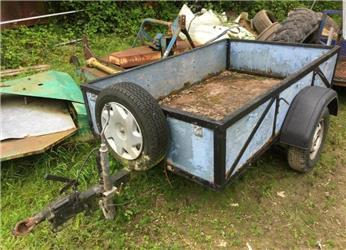  Trailer With sides £90