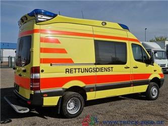 Mercedes-Benz Sprinter 515 4x4 RTW Ambulance Delfis Rettung eFH.