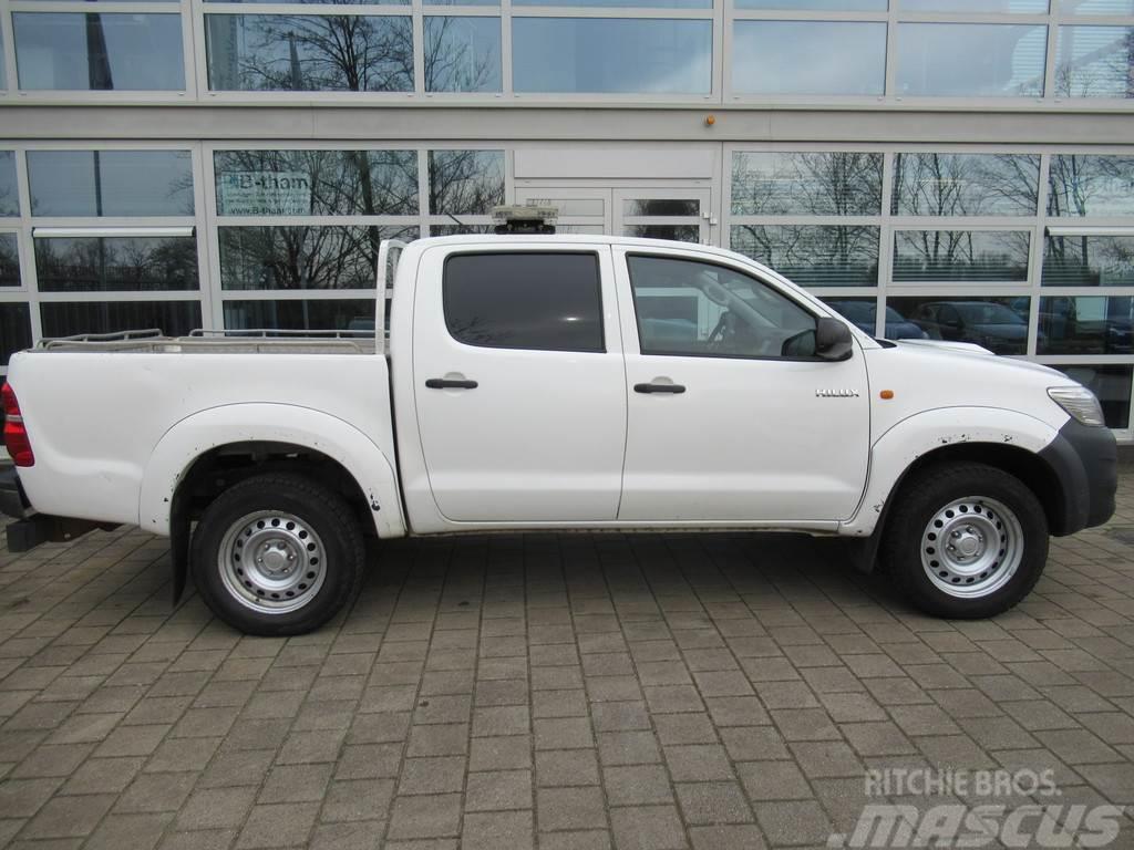 Toyota Hilux Double Cab 3.0D-4D 106KW 4x4 EURO5 Pojazdy terenowe