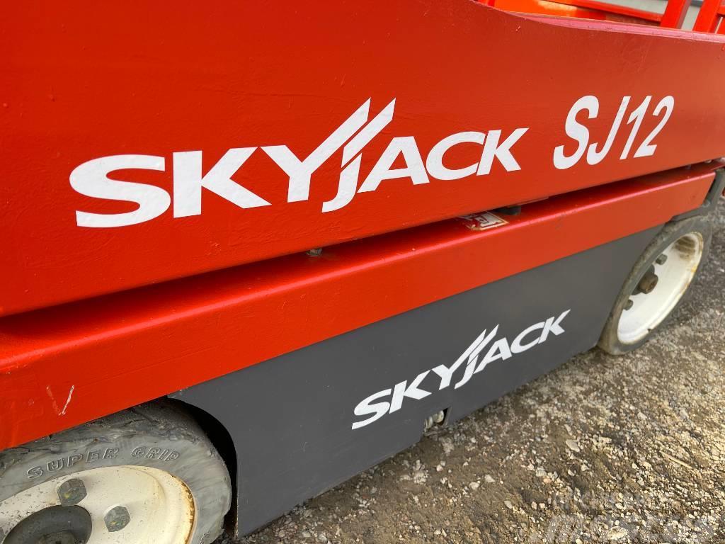 SkyJack SJ 12 Pelarlift Podnośniki nożycowe