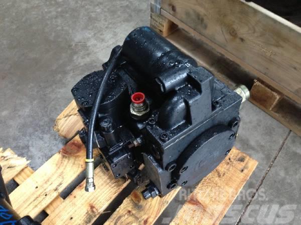 John Deere 1470D Trans pump F062534 Hydraulika