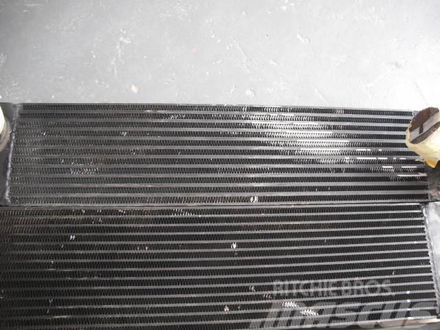 Komatsu D51  3x radiators Spycharki gąsienicowe