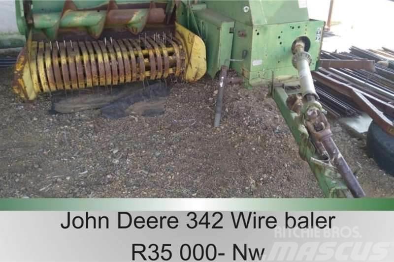 John Deere 342 - Wire Inne