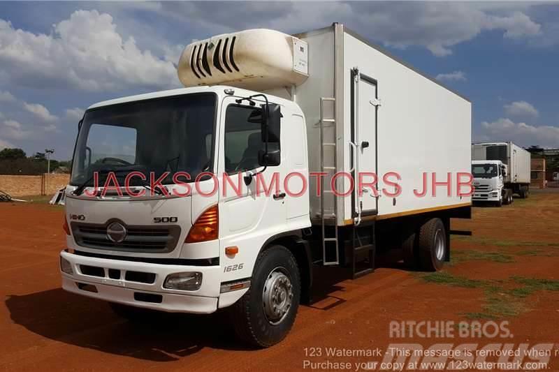 Hino 500,1626, WITH INSULATED BODY AND MT450 UNIT Inne