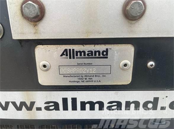 Allmand Bros NIGHT-LITE PRO II Wieże oświetleniowe
