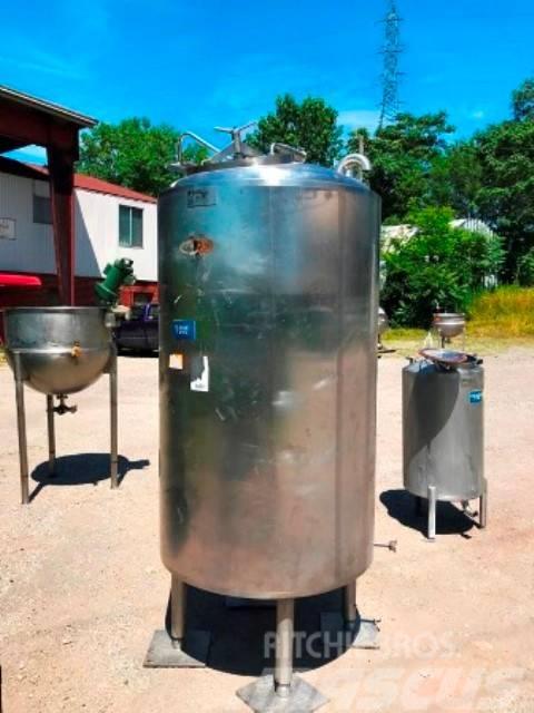  350 Gal Jacketed Vertical Stainless Steel Tank No  Sprzęt filtrujący
