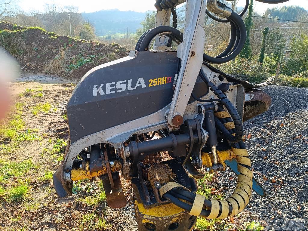  Cabezal procesador cortador forestal Kesla 25rhll Maszyny do okrzesywania gałęzi