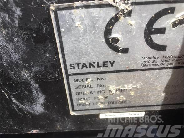 Stanley HSX3125S Ubijaki wibracyjne