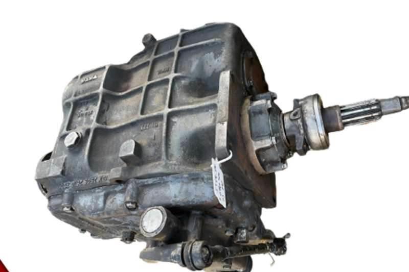 Tata LPT 713 G40 Used Gearbox Inne