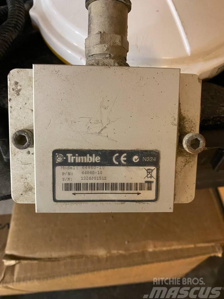 Trimble CB460 vals Urządzenia pomiarowe i automatyka przemysłowa