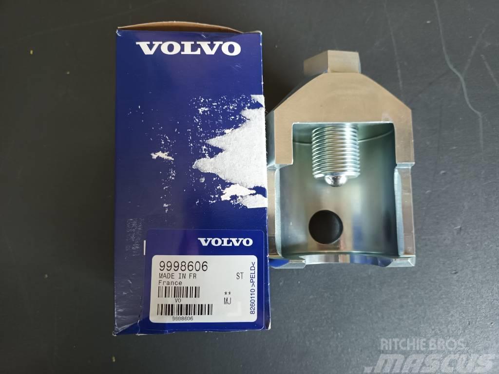 Volvo PULLER 9998606 Silniki
