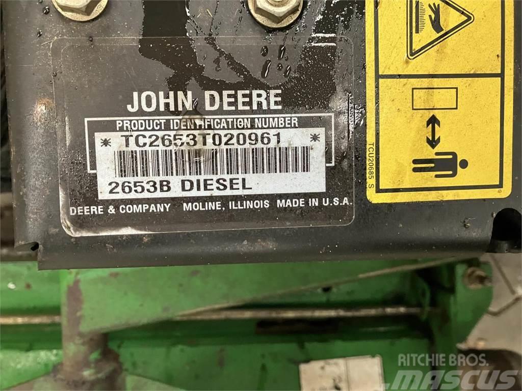 John Deere 2653B Kosiarki mechaniczne z operatorem za maszyną