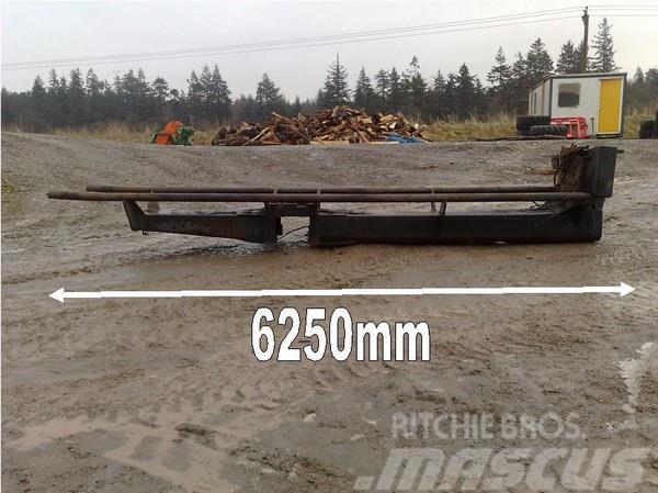 Timberjack 1110 long wagon frame Ramy i zawieszenie